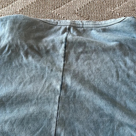 Cotton Citizen Cropped T-shirt - Picture 10 of 10